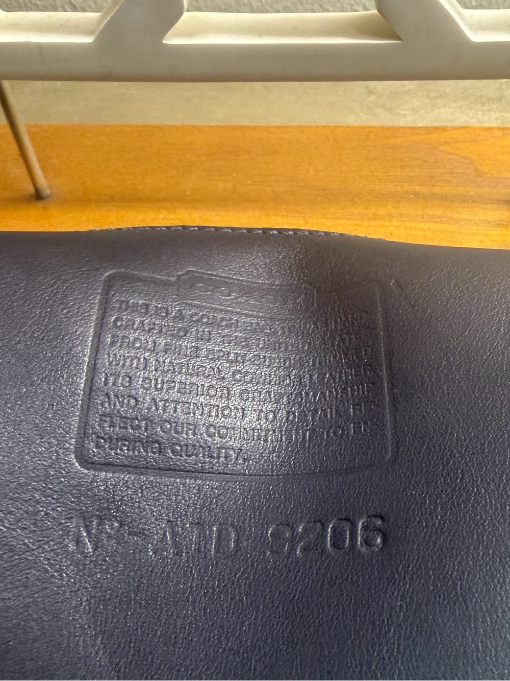 COACH BLUE SUEDE BAGET - Picture 8 of 10